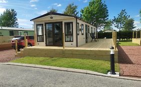 Serenity Holiday Home Not For Use By Contractors